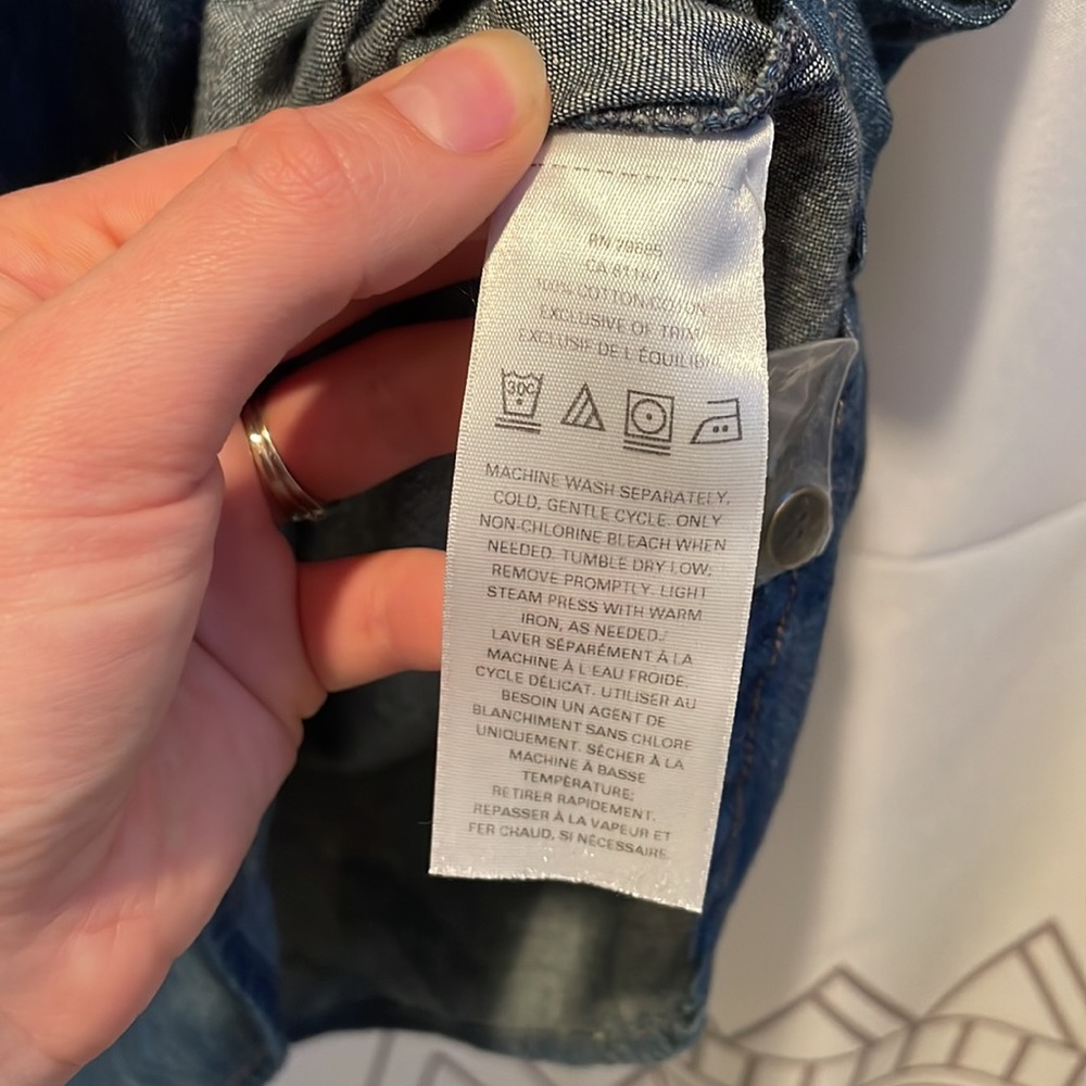 Women’s Pendleton Chambray Dress - Medium - image 4